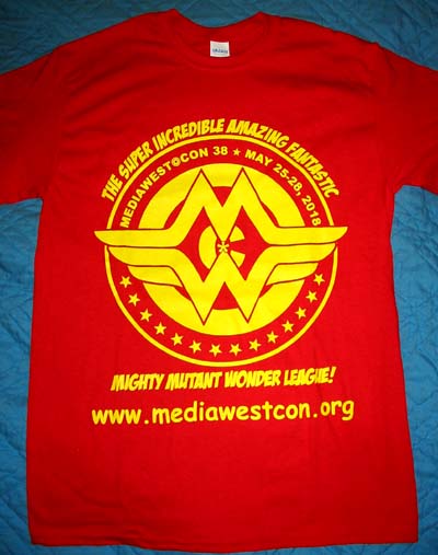 MW*C 38 T'shirt is wonder red